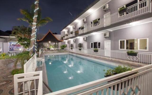 RedDoorz Plus @ Bukit Dieng