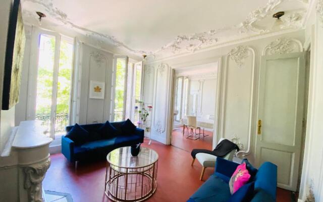 Grand appartement Place Préfecture 105m2