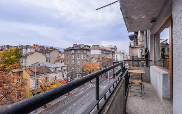 Fm Deluxe 2-Bdr Apartment - Alexander Nevsky View
