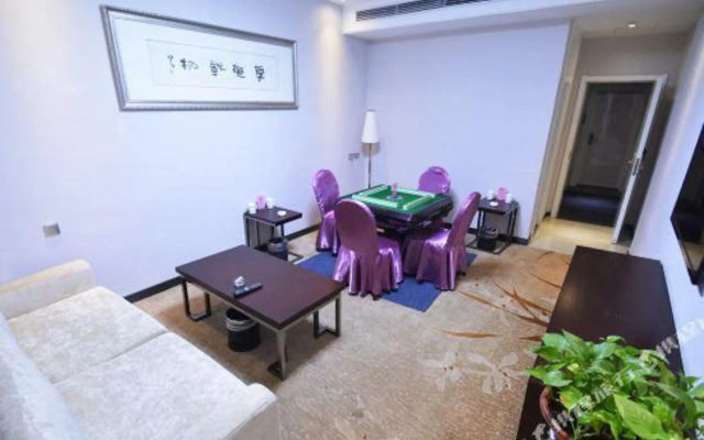 Dadonghai Jinyuan Hotel