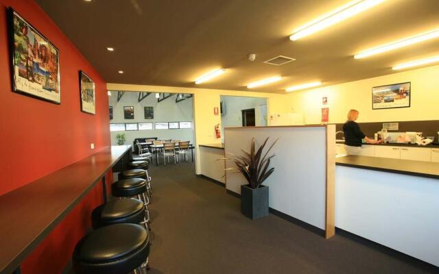 Swansea Backpackers
