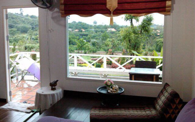 Keawanongburi Resort