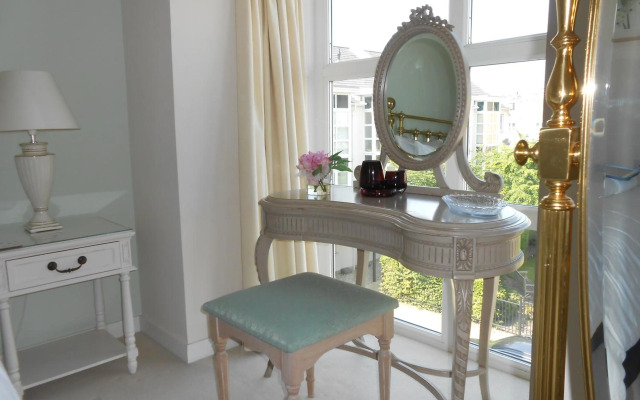 Sunnybank House in North Epsom