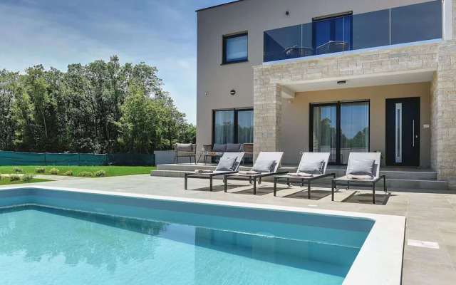 Apartment in Croatia Near Stunning Beaches