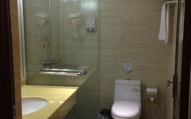 Vanble Hotel (Chongqing Yuanyang light rail station)