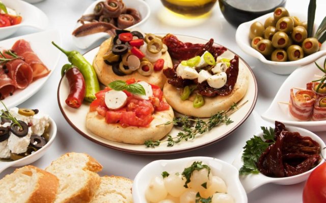 Отель Bellis Deluxe