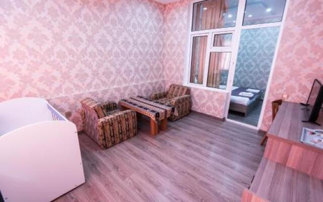 Damla Guest House