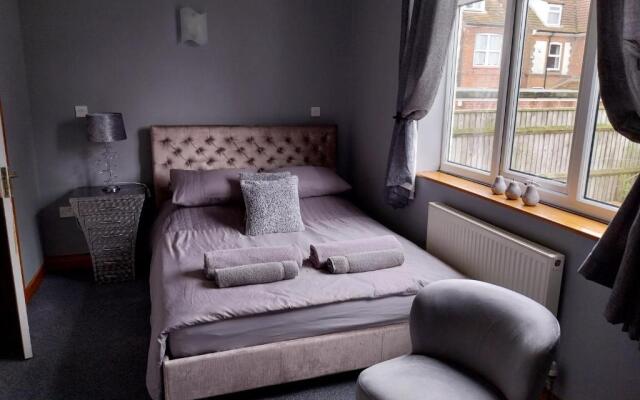 3-bed Apartment in Lowestoft With sea Views