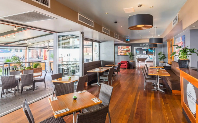 Clarendon Hotel