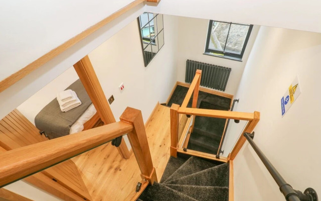 2 Salubrious Terrace