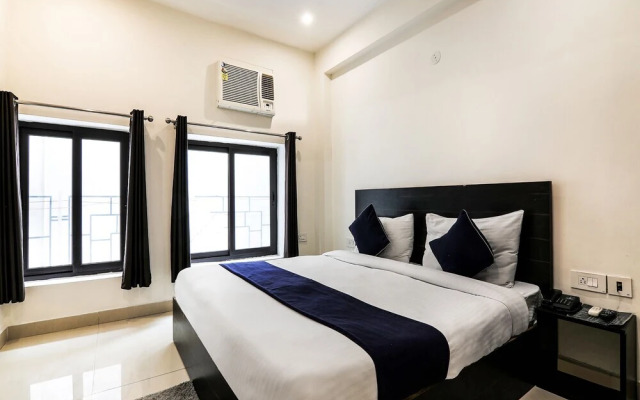 OYO 16685 SilverKey CD Sohna Road