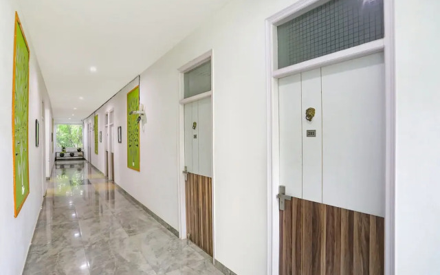 Fabhotel Aravali Suites