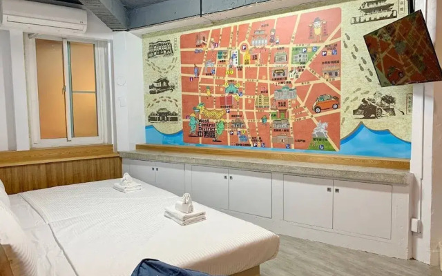 Qingju Hostel