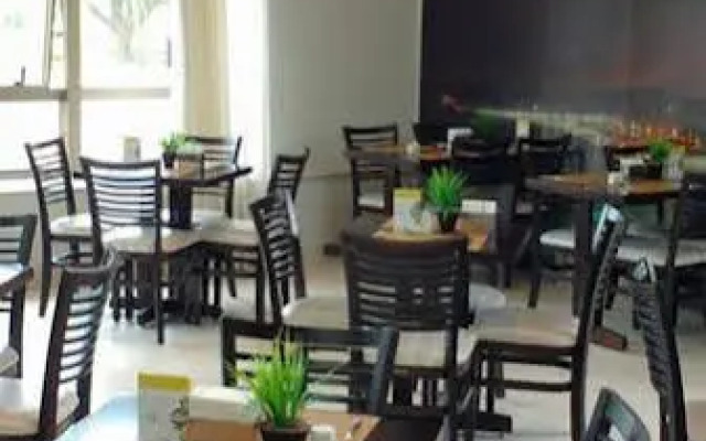 Flat Mediterraneo com garagem