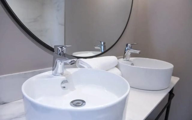 Aparthotel Adagio and Spa Vannes