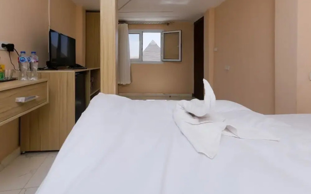 Pyramids Express View Inn