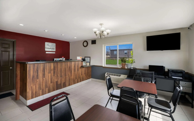 Econo Lodge Inn & Suites Canandaigua