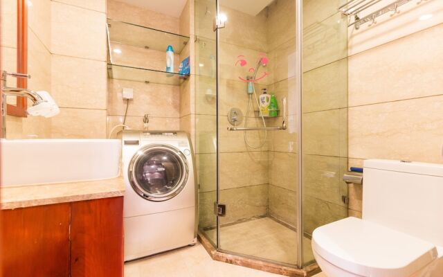 Summer Flower Apartment