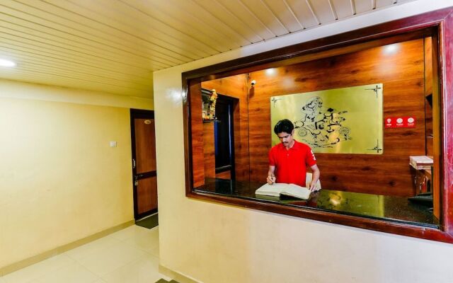 Oyo 23115 Hotel Saravana