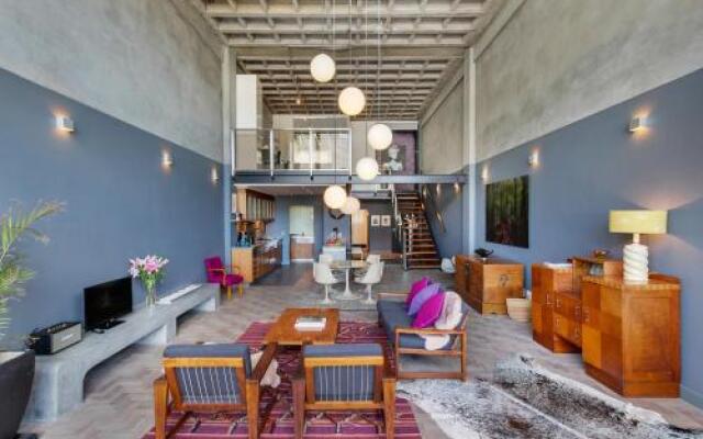 Leyden House Loft Apartment