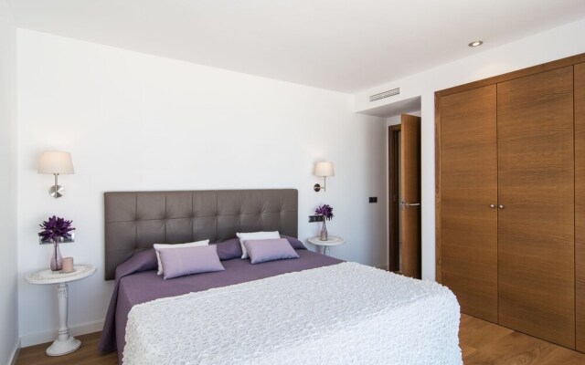 Residence by G Villa del Mar