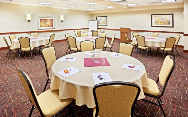 Holiday Inn Express Hotel & Suites Chehalis - Centralia