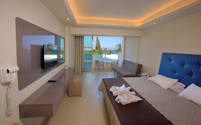 Nelia Beach Hotel & Spa