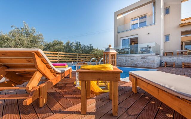 Dolce Luxury Suites