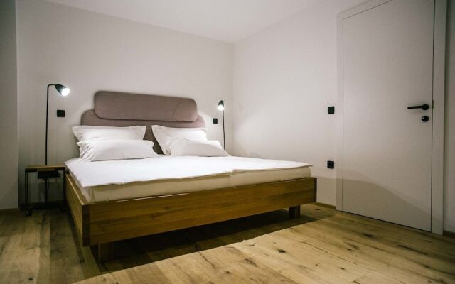 Vault Hotel