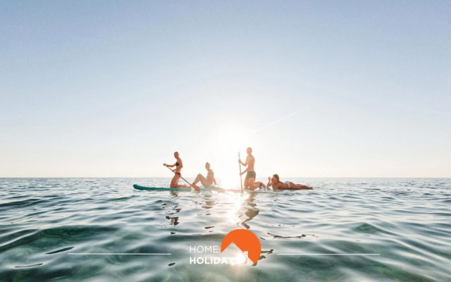 #043 Saradel Old Town Center Beach