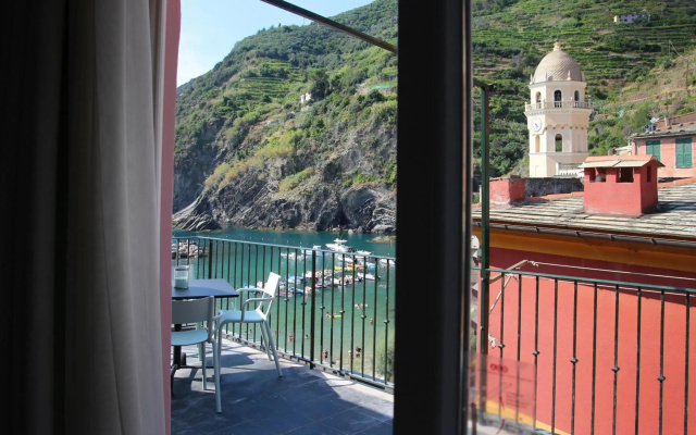 MaDa Charm Apartments Terrace&Carugio