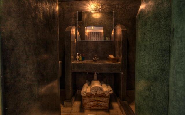 Riad 111