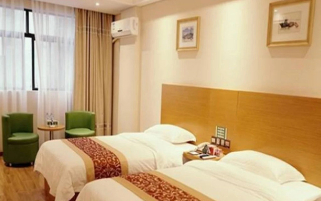 GreenTree Inn Huanzhu(S)Rd.Transit  Center Express