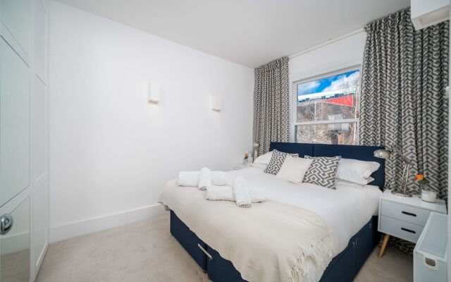 JOIVY Captivating 2-Bed Flat In Shepherd'S Bush