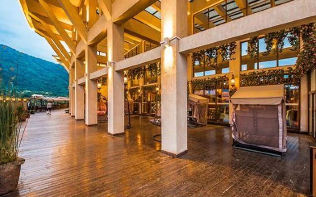 Qiliping Hot Spring Hotel