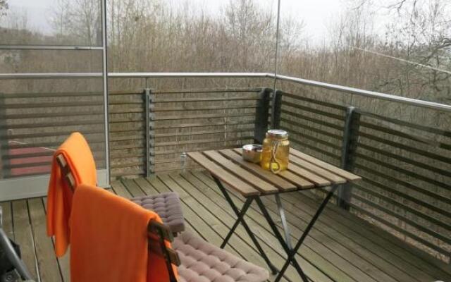 Rhönhaus mit Kreuzbergblick