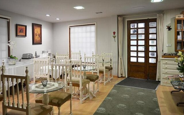 Hotel Tres Carabelas