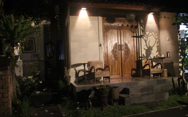 Backpacker Ubud Room's