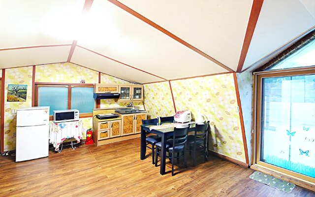 Jung Pension