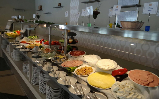 MPM Kalina Garden Hotel