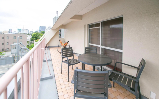 GIVE base Shibuya – Balcony – Tokyo