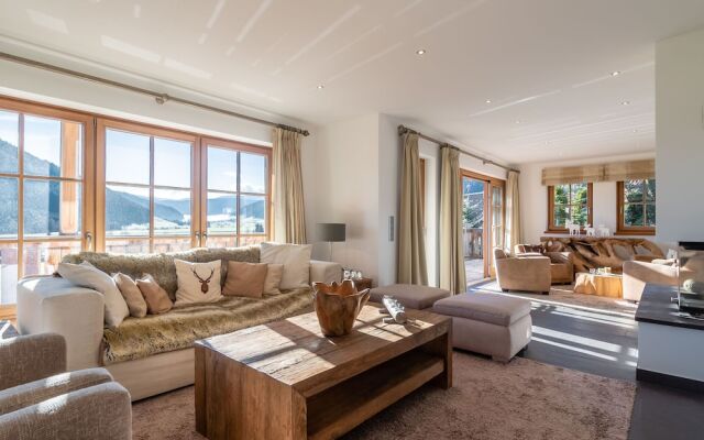 Upscale Chalet In Mauterndorf With Sauna And Ski Storage