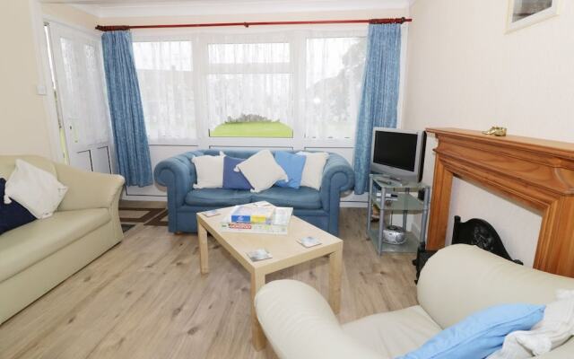 112 Beach Road Chalet Park