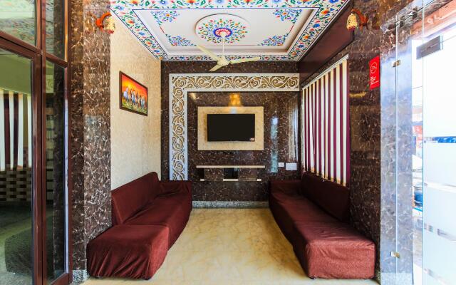 OYO 11389 Hotel NG Palace