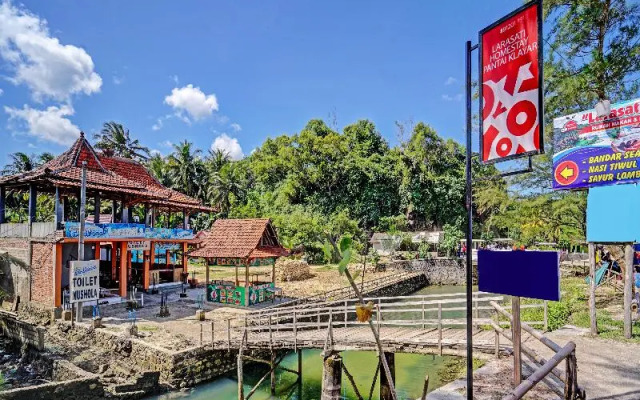 Oyo 91201 Larasati Homestay Pantai Klayar