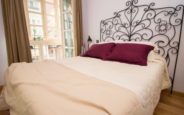 Amazing Modern Studio by La Recepcion