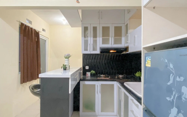 Combined 1Br With Extra Room Apartment At Green Pramuka City
