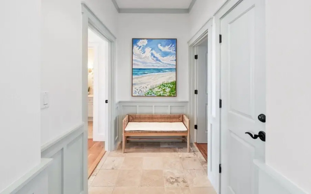 Vitamin Sea 3 Bedroom Condo by RedAwning