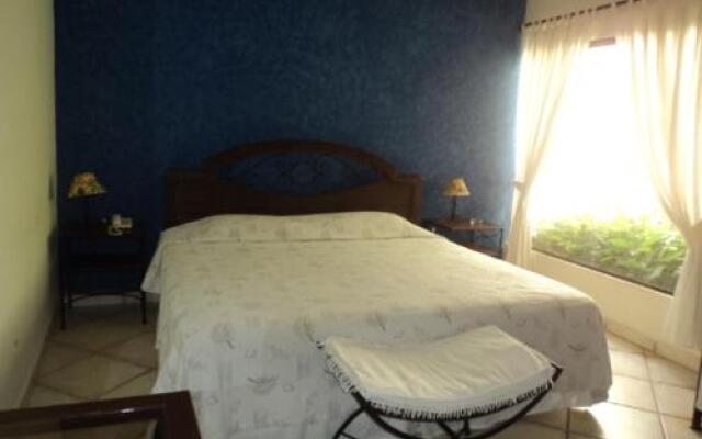 Hotel Campanario
