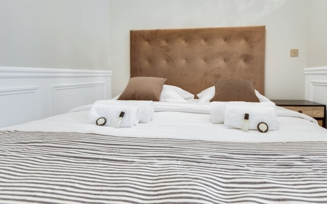 Lovely Flat in Central Paris Near Notre-Dame